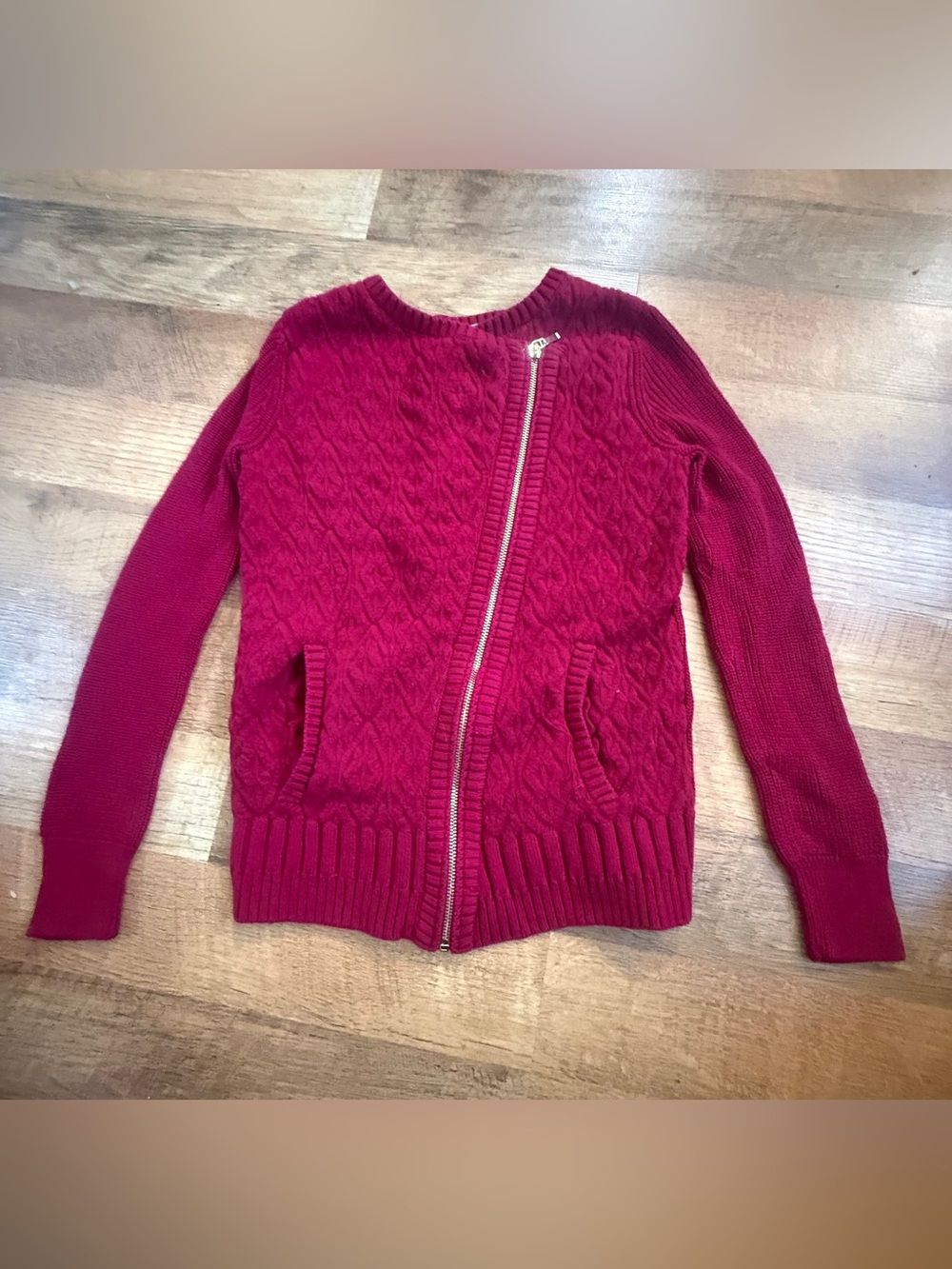 Women’s Xs White House black market crew neck zip up cable knit sweater